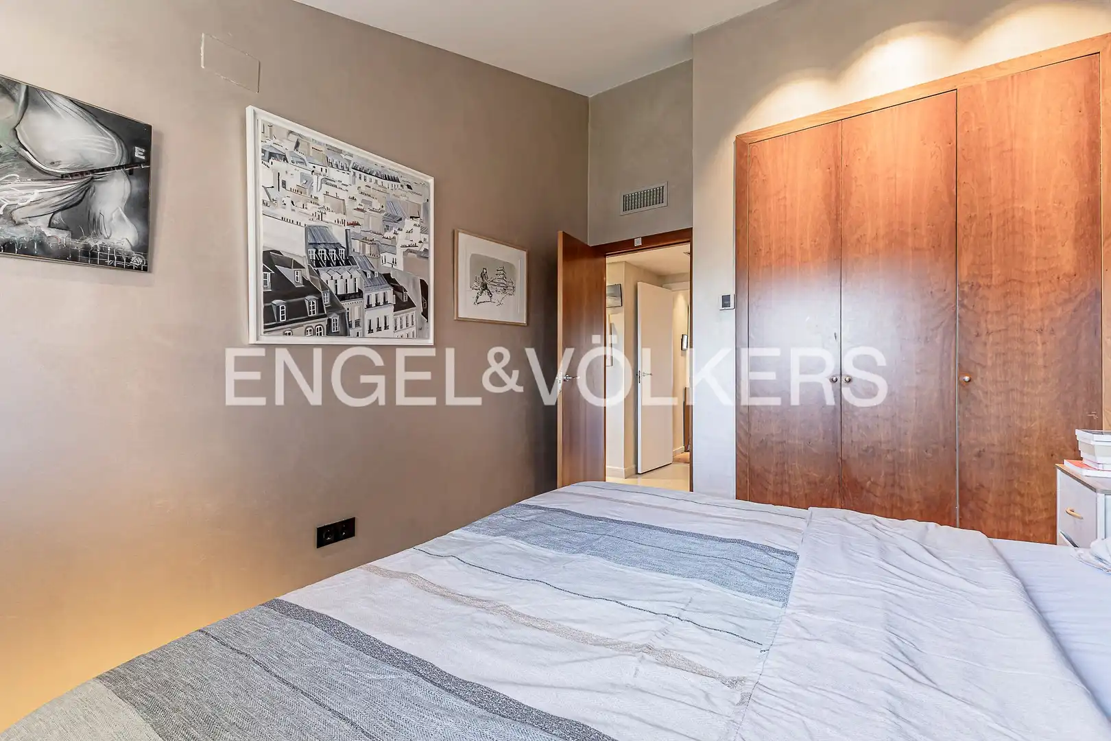 Habitación de Ático en venta en Sitges con Aire acondicionado, Calefacción y Jardín privado