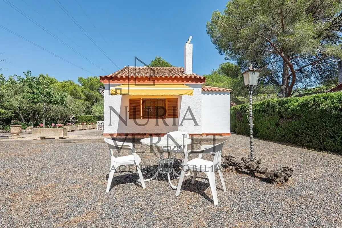 Jardí de Finca rústica en venda en Les Borges del Camp amb Piscina comunitària