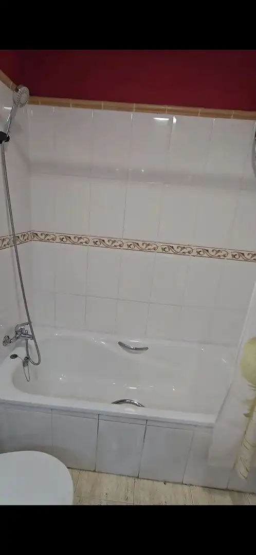 Bany de Apartament de lloguer en Adeje amb Piscina comunitària