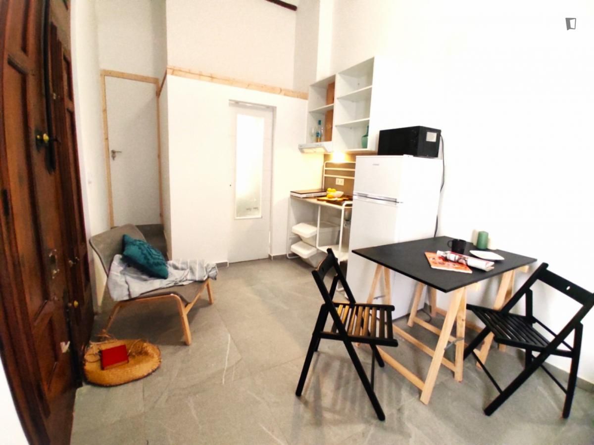 Study to rent in Barrio de Benicalap