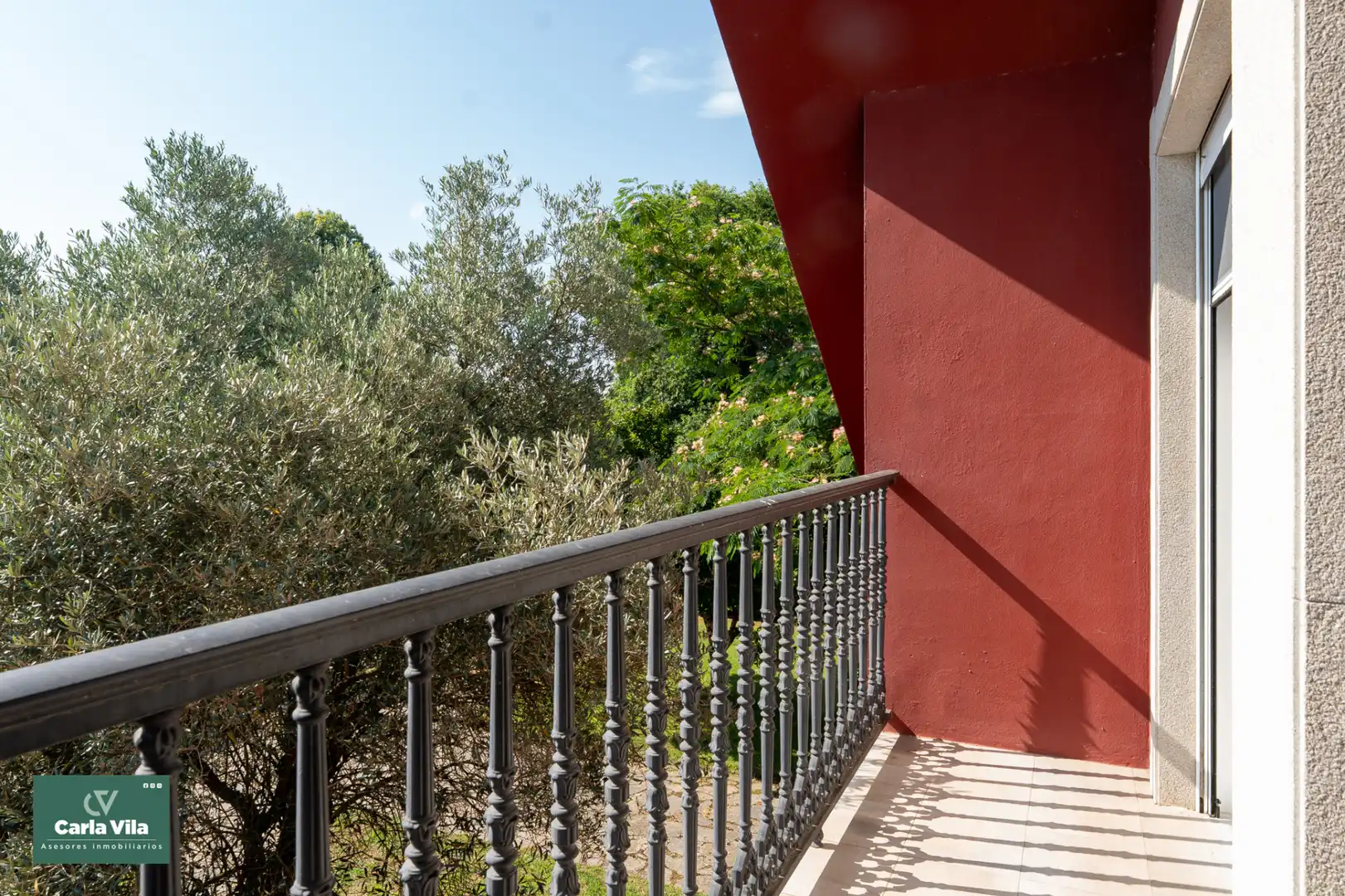 Terrassa de Casa o xalet en venda en Lugo amb Calefacció, Jardí privat i Parquet