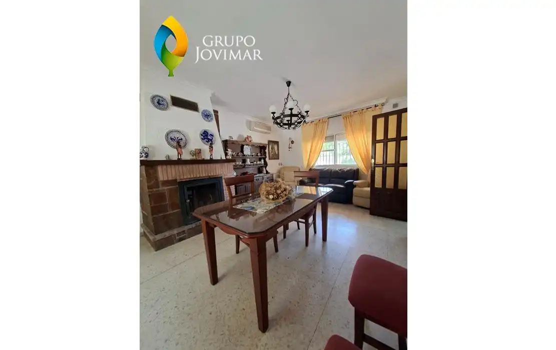Jardín de Casa o chalet en venta en Guadix con Calefacción, Piscina y Amueblado