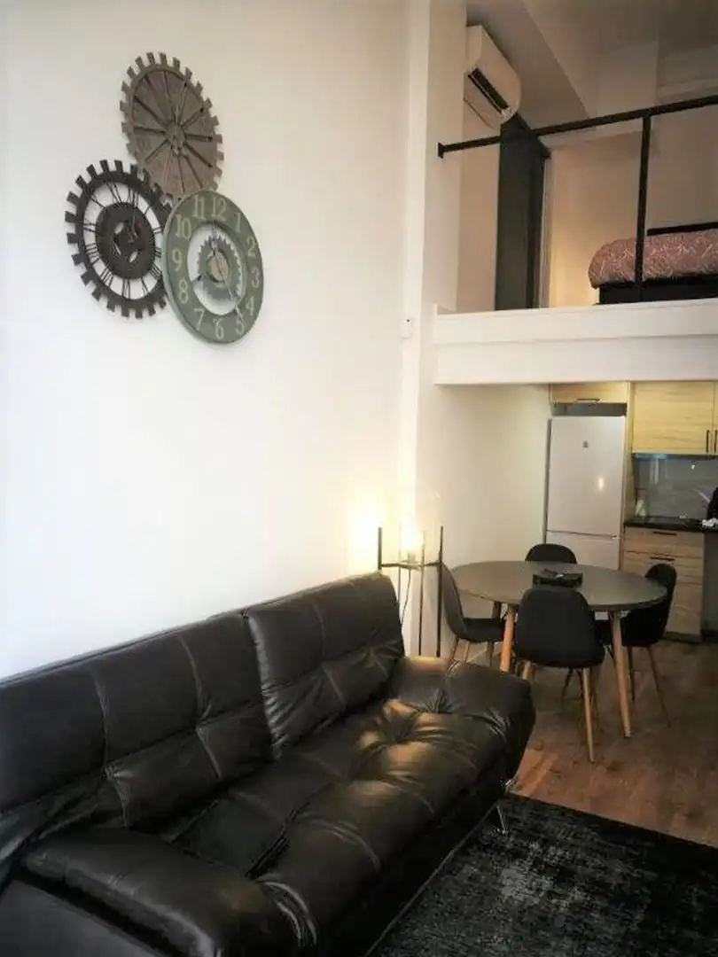 Sala d'estar de Apartament de lloguer en Madrid amb Aire condicionat, Calefacció i Moblat