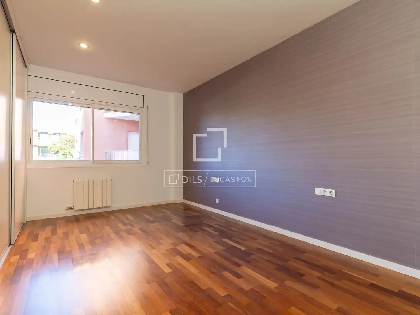 Habitación de Piso en venta en Sant Just Desvern con Aire acondicionado y Balcón