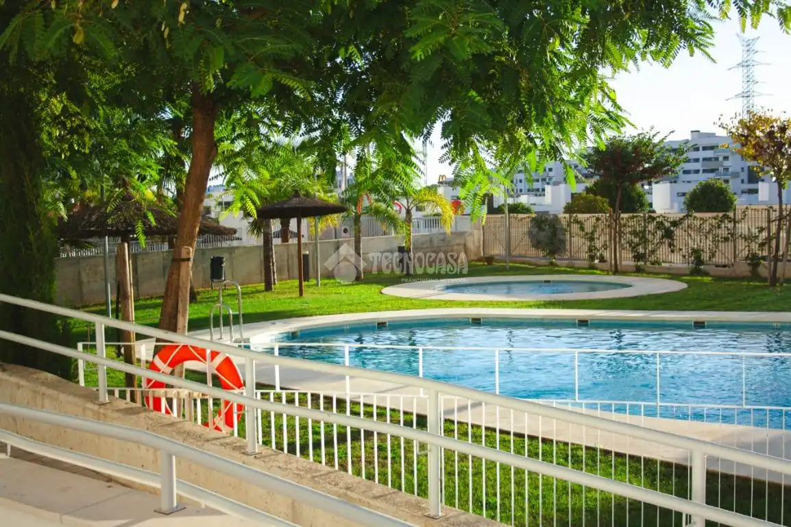Piso con piscina en venta en Av. Manuel Clavero Arévalo, imagen 16