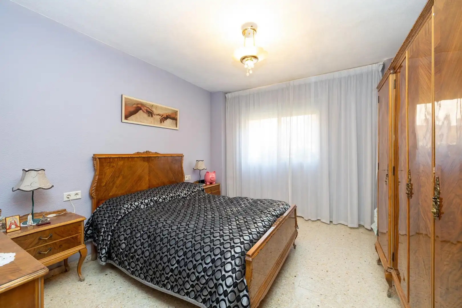 Habitación de Planta baja en venta en Granada