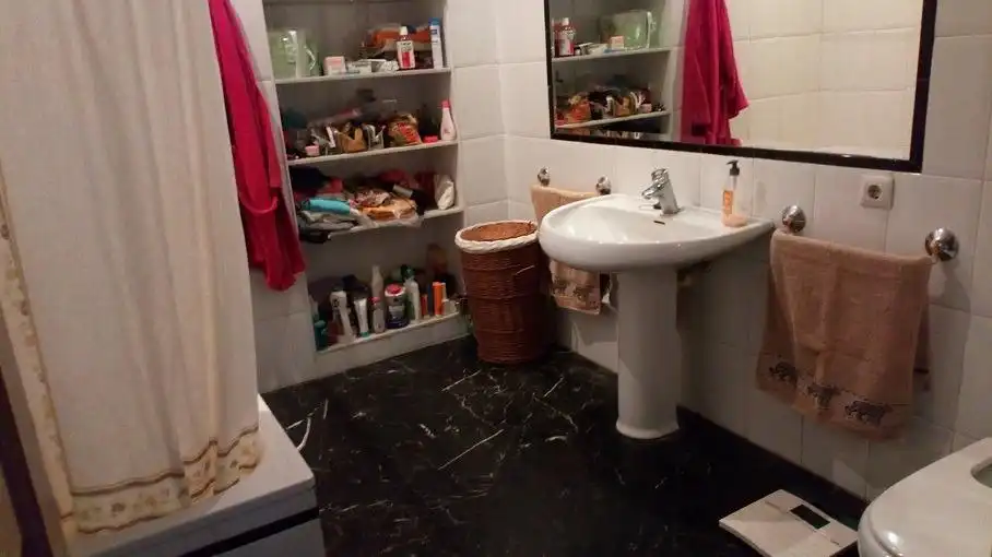 Bathroom of Houses for sale in Córdoba  with Air Conditioner, Heating and Storage room
