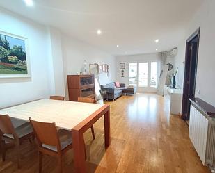 Living room of Flat to rent in Vic  with Heating