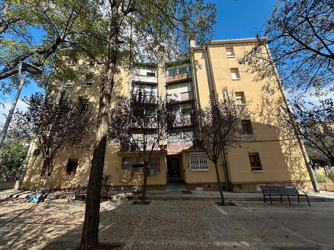 Vista exterior de Piso en venta en Terrassa