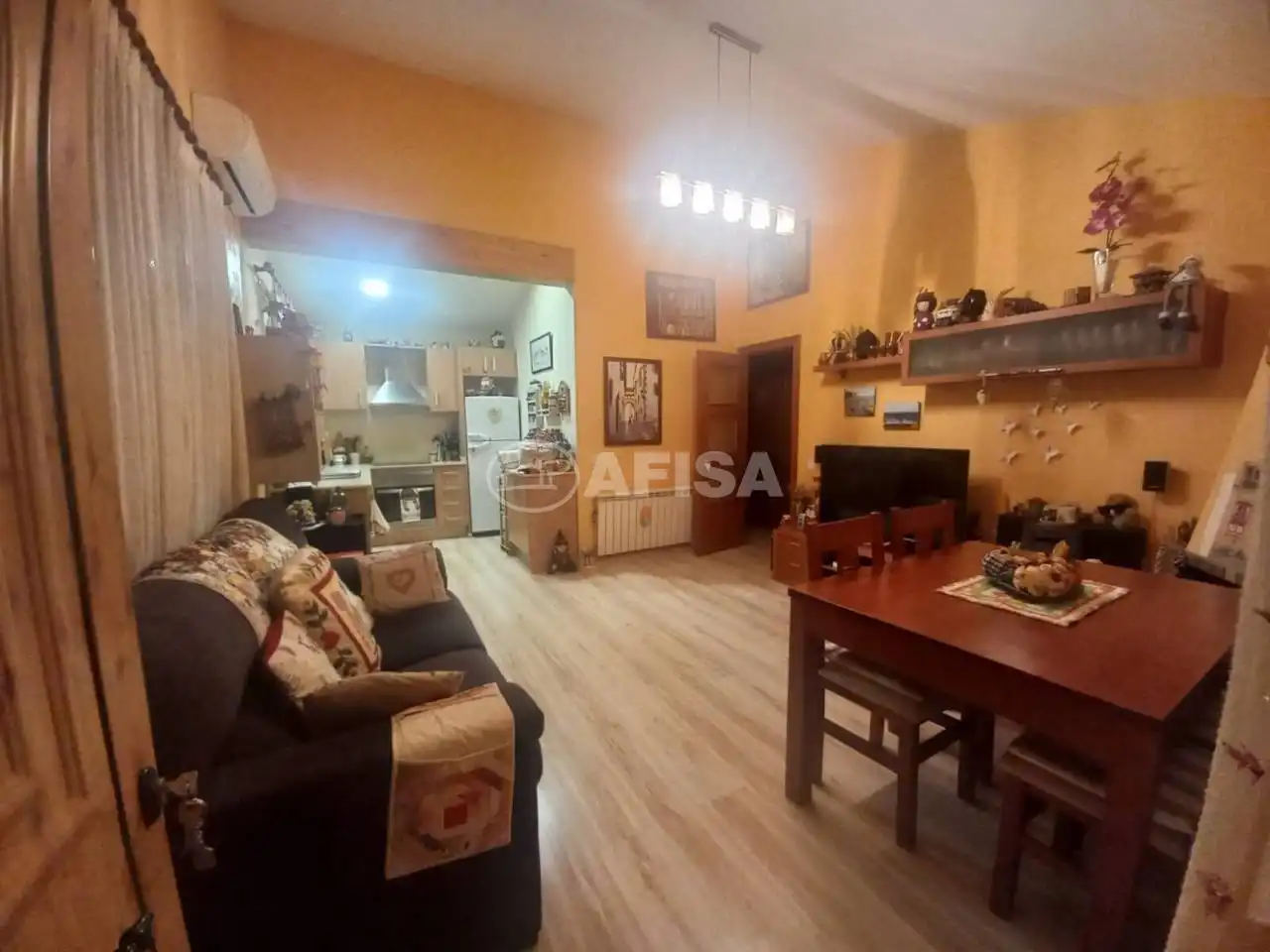 Villa con piscina in vendita a Sils, imagen 4
