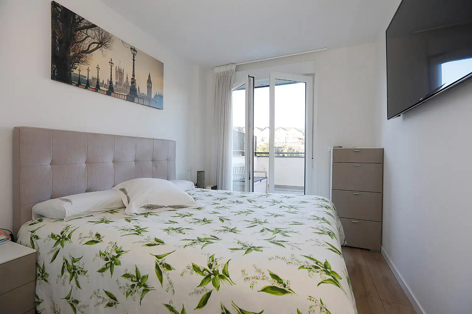 Dormitori de Dúplex en venda en Donostia - San Sebastián  amb Aire condicionat, Terrassa i Moblat
