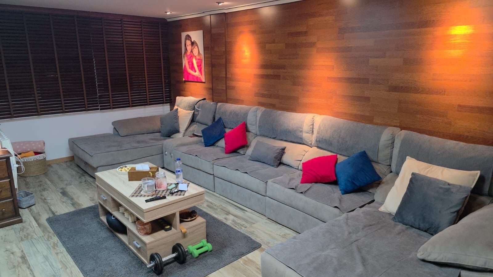 Sala d'estar de Casa adosada en venda en Estivella amb Aire condicionat, Parquet i Piscina comunitària