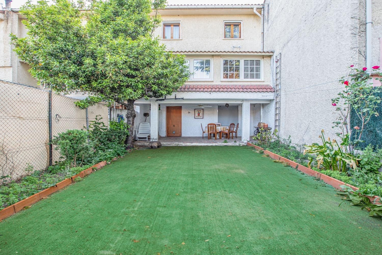 Garden of Single-family semi-detached for sale in El Escorial  with Air Conditioner, Heating and Private garden