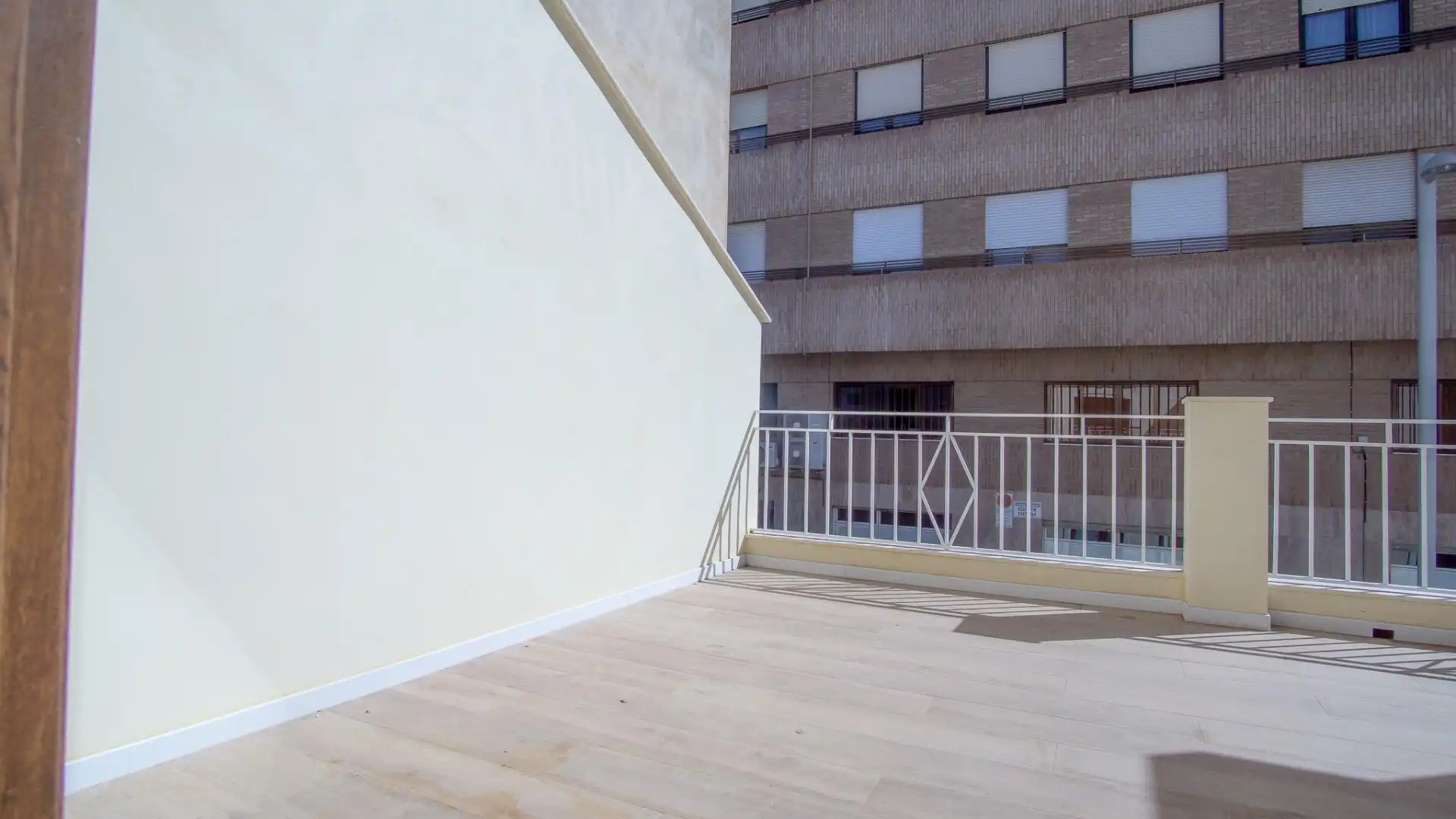 Monolocale con terrazza in affitto a Plaza de Toros - Avenida Chapí - Trinquete, imagen 4