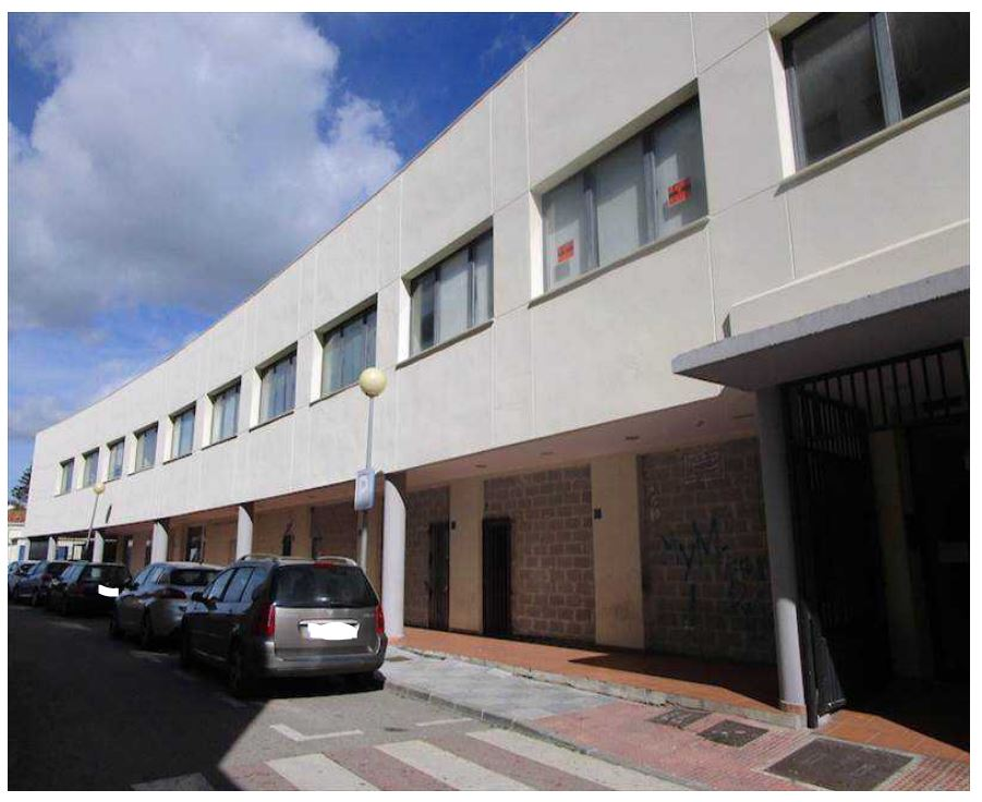 Exterior view of Garage for sale in Sotogrande