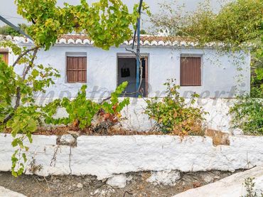 Casa amb jardí en venda a Canillas de Aceituno