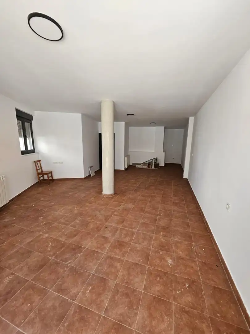Gebäude zur Miete in Cespedosa de Tormes