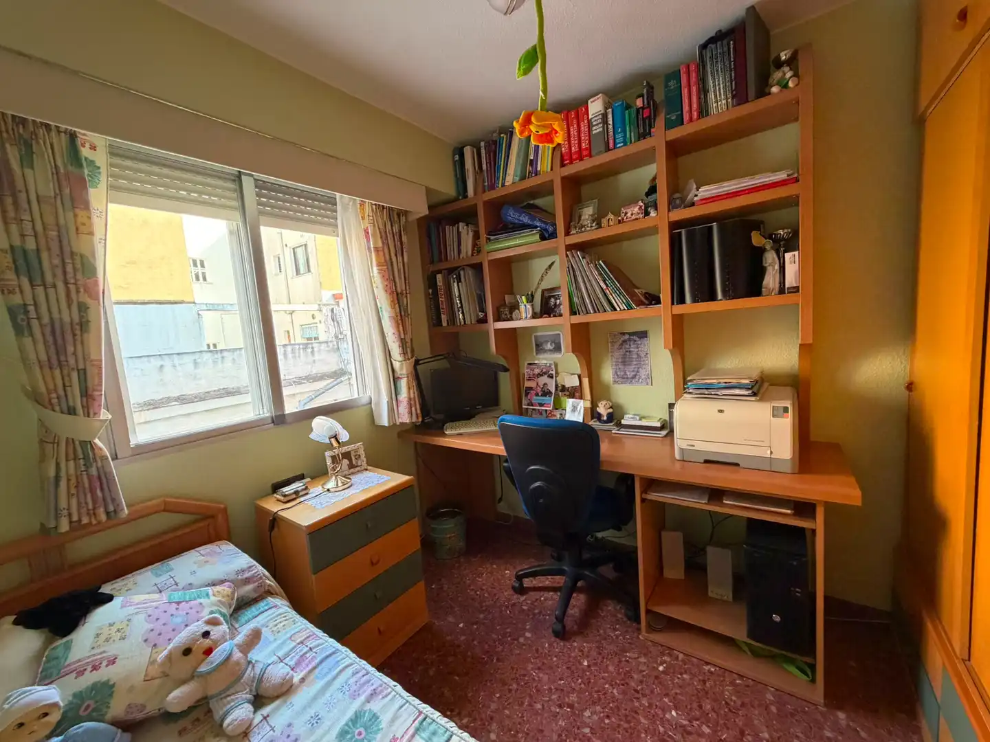 Habitación de Piso en venta en Burjassot con Aire acondicionado y Balcón