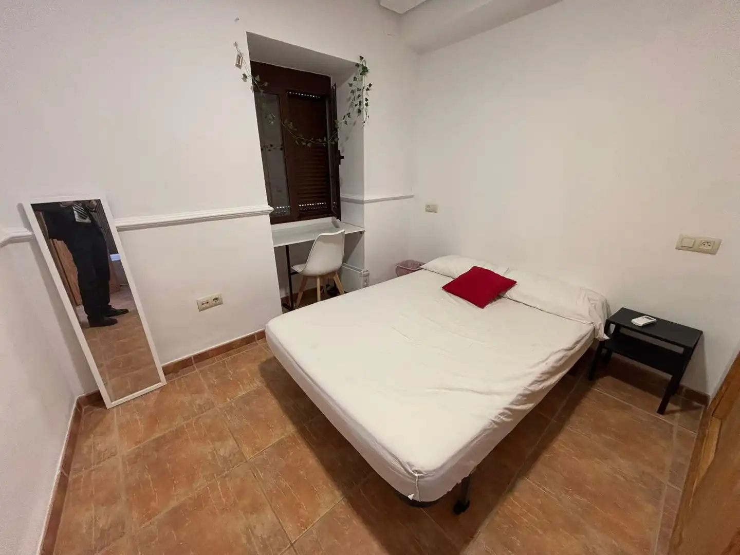 Bedroom of Flat for rent in Jaén  with Air Conditioner, Heating and Terrace