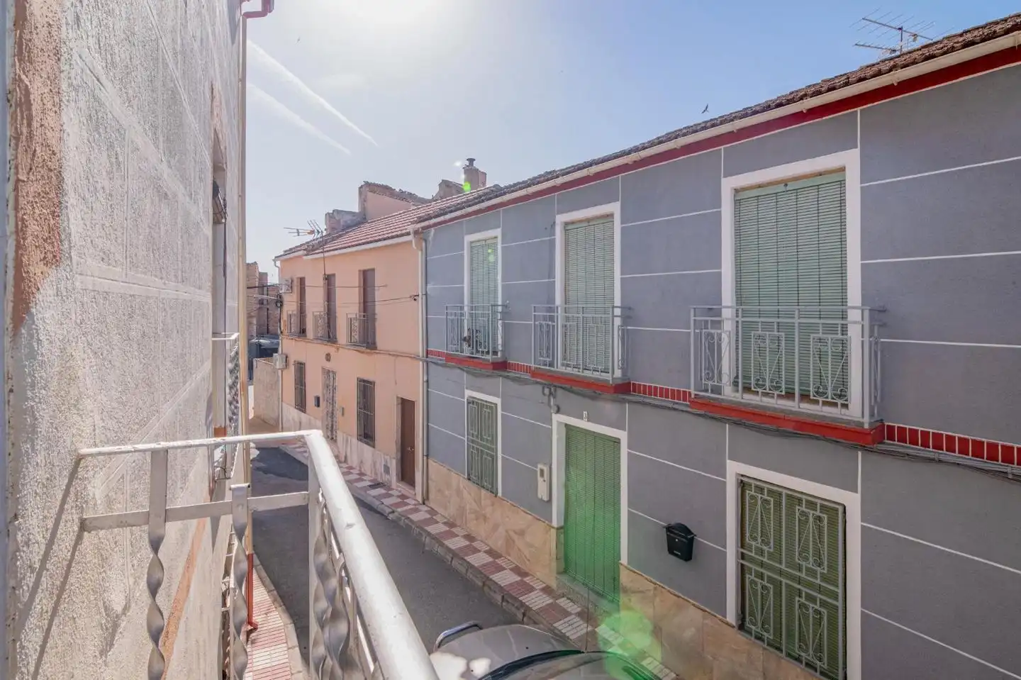 Vista exterior de Casa o xalet en venda en Chimeneas amb Terrassa, Moblat i Balcó