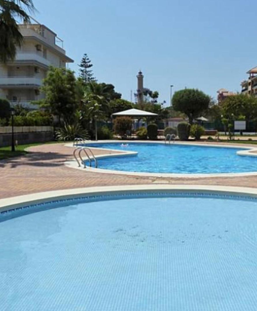 Piscina de Apartamento de alquiler en Canet d'En Berenguer con Aire acondicionado, Terraza y Amueblado