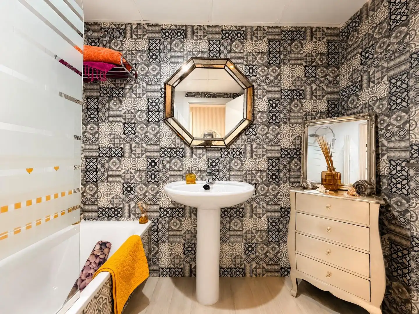 Baño de Piso en venta en Alicante / Alacant con Aire acondicionado, Calefacción y Amueblado