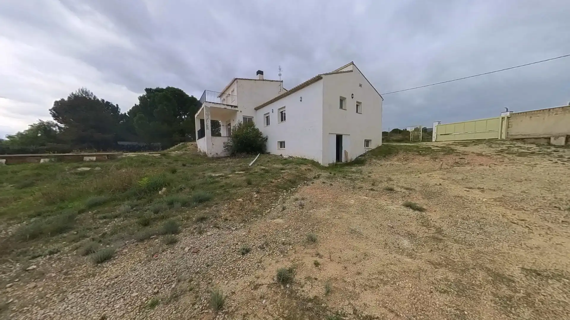 Casa con jardín en venta en El Pilar