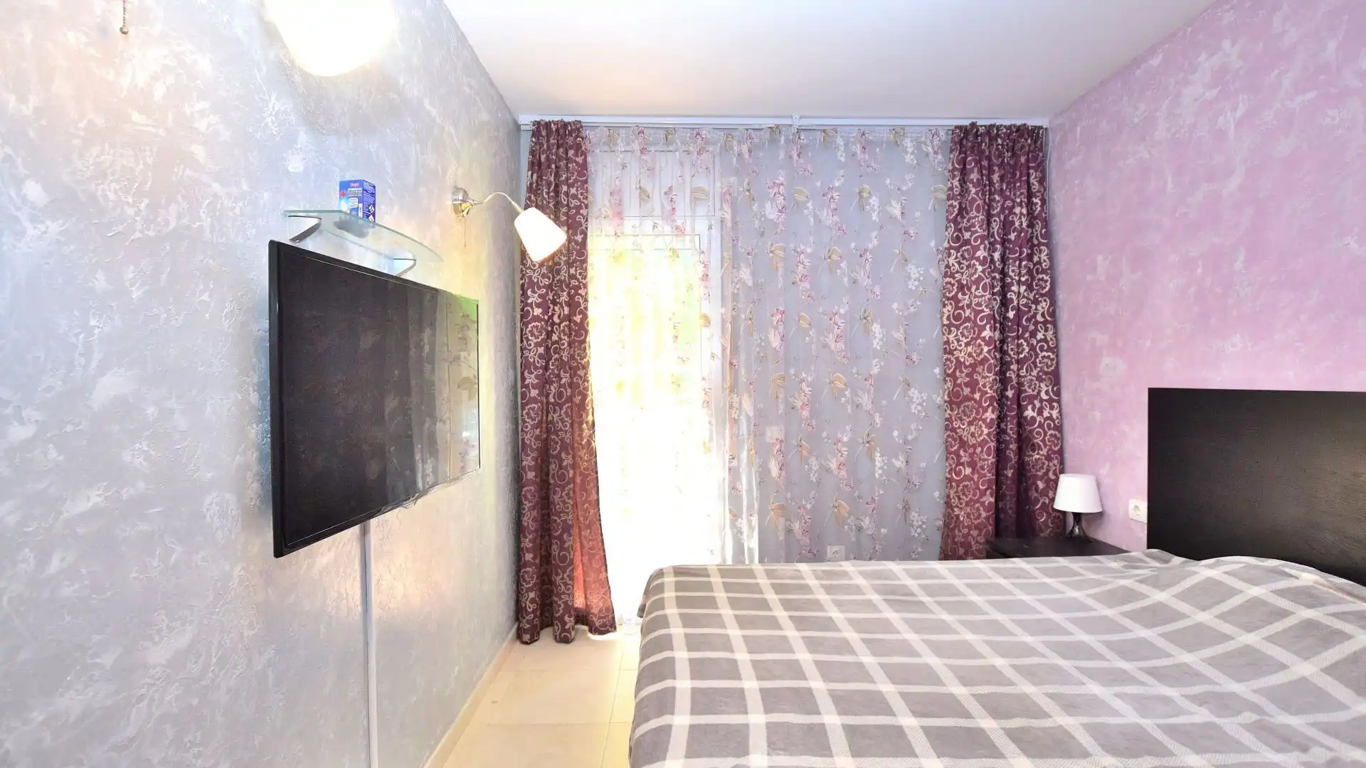 Schlafzimmer von Wohnung zum Verkauf in Salou mit Klimaanlage, Heizung und Privatgarten