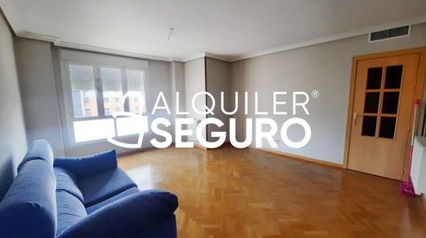 Foto 4 de Pis de lloguer a Embalse de Valmayor, Ensanche de Vallecas - La Gavia, Madrid Capital