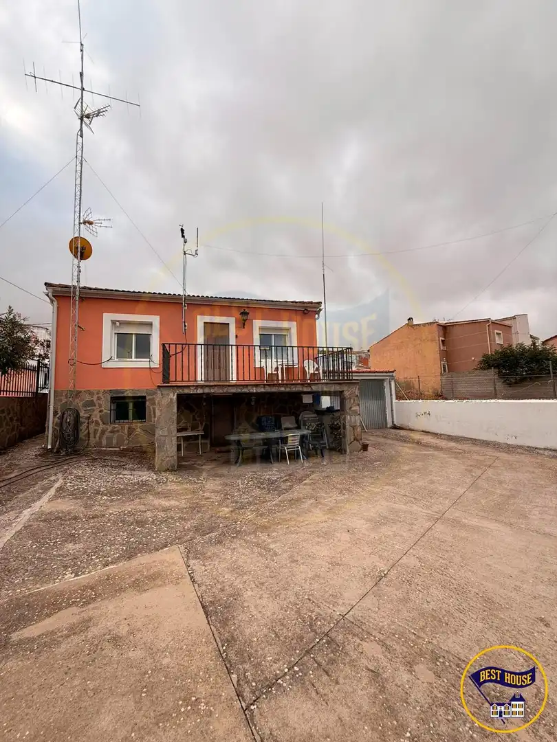 Country homes for sale in CASCA, Tinajas