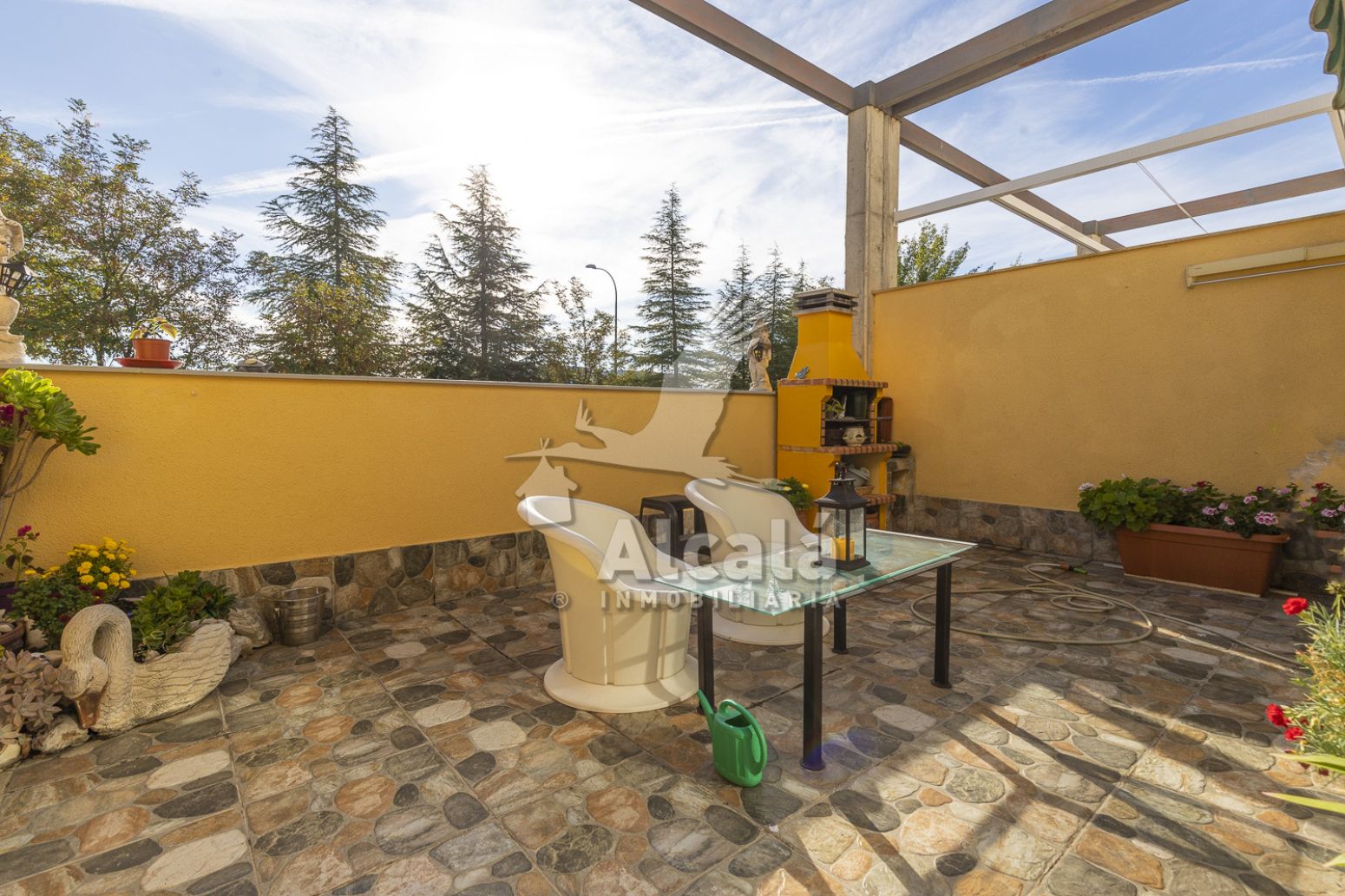 Jardí de Àtic en venda en Loeches amb Aire condicionat, Calefacció i Jardí privat