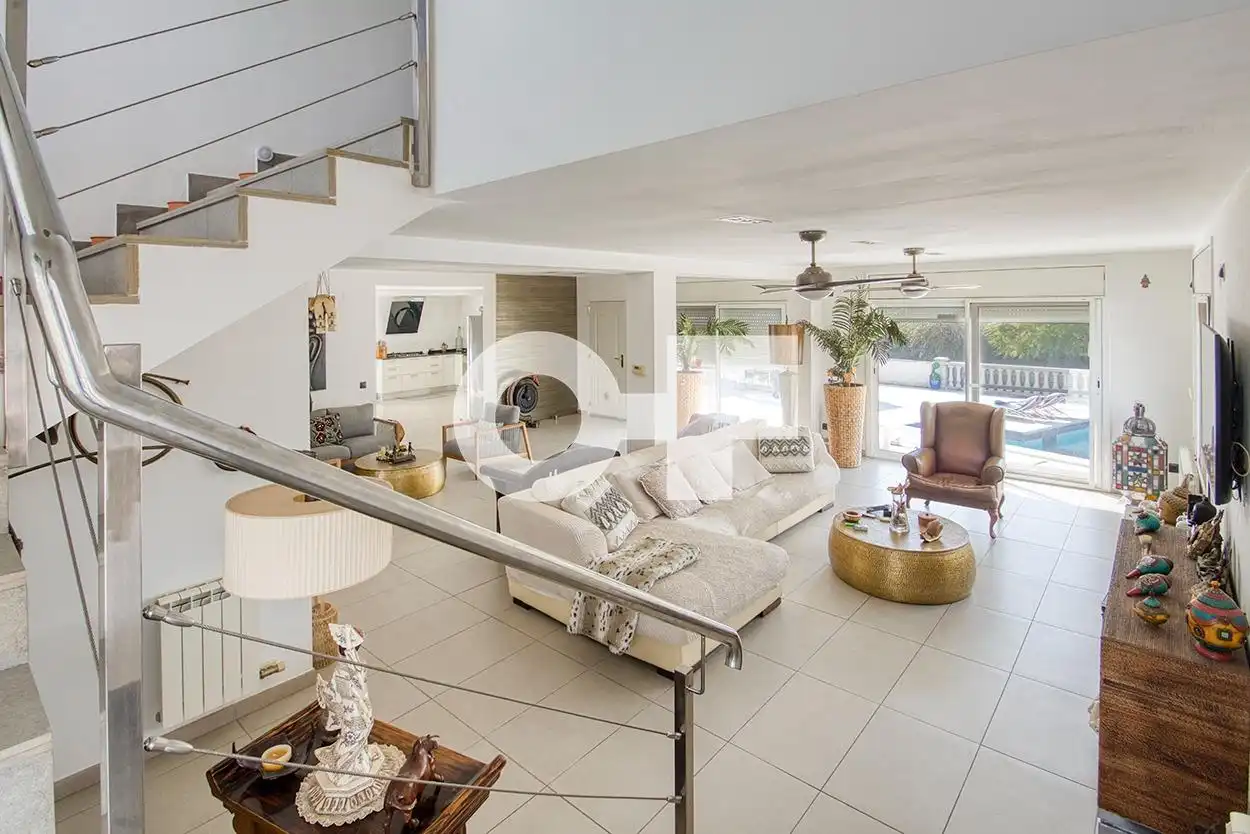 Sala de estar de Casa o chalet en venta en Sant Pere de Ribes con Jardín privado, Parquet y Terraza