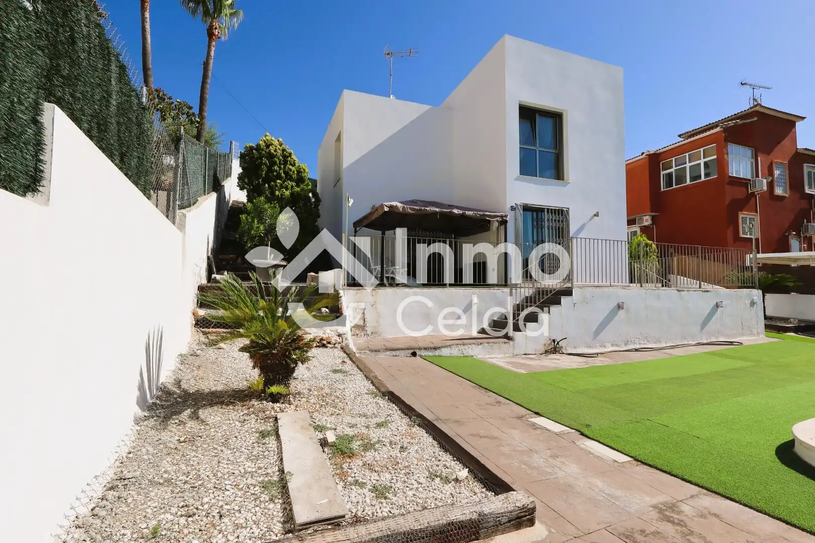Vista exterior de Casa o chalet en venta en Chiva con Aire acondicionado, Calefacción y Jardín privado