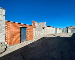 Vista exterior de Casa adosada en venda en La Parrilla 