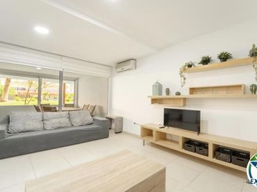 Apartment with pool for sale in Carrer Del Cap Ponent