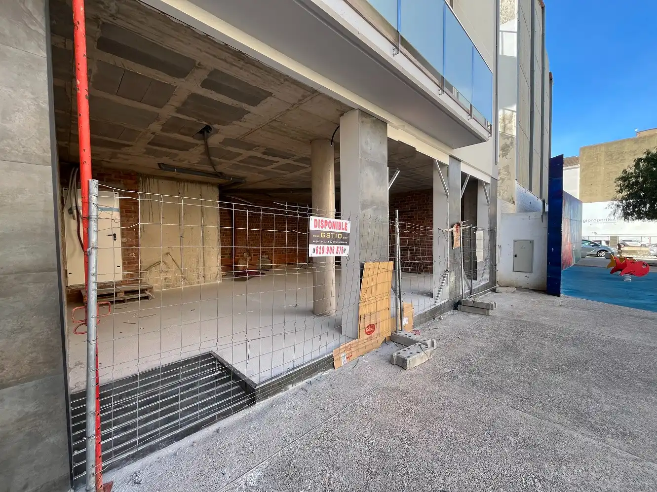 Commercial properties for rent in Roses