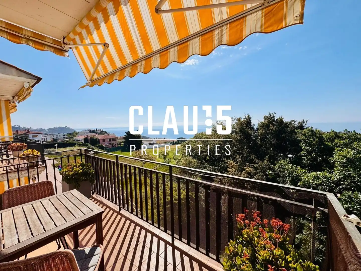 Terrasse von Maisonette zum Verkauf in Blanes mit Klimaanlage, Heizung und Terrasse