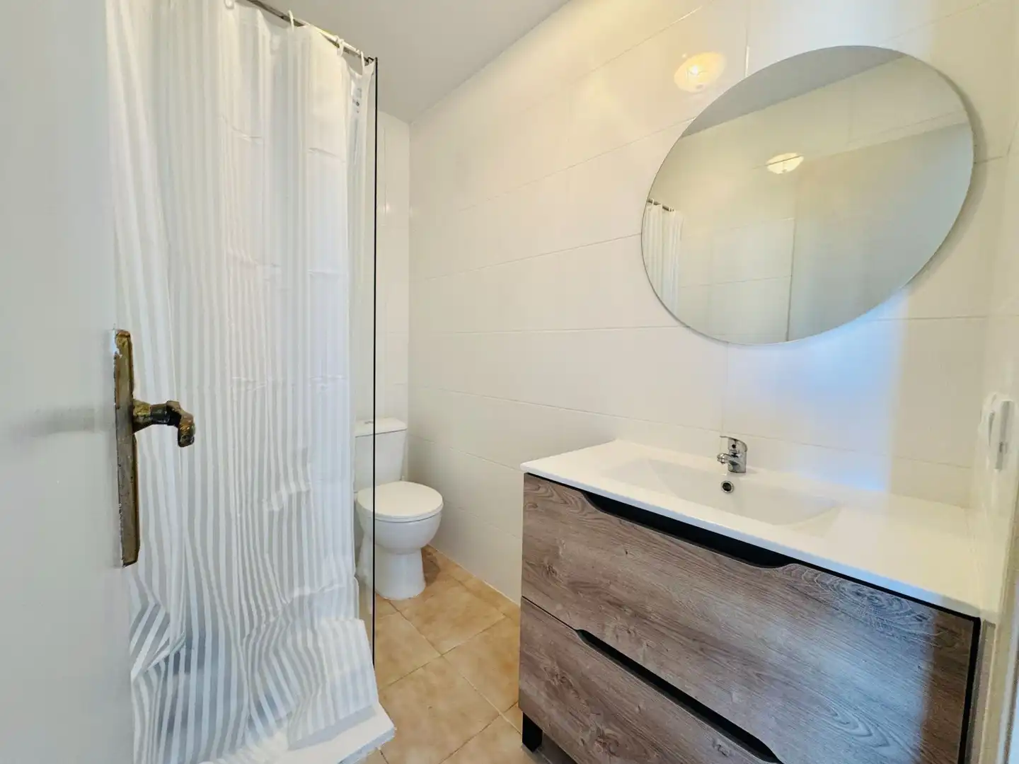 Bathroom of Apartments for sale in Torrevieja  with Heating, Terrace and Furnished