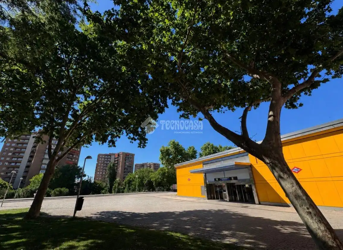 Exterior view of Flat for sale in Madrid