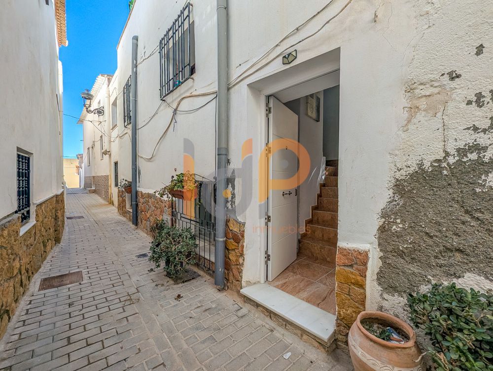 Vista exterior de Casa o xalet en venda en Urrácal amb Terrassa