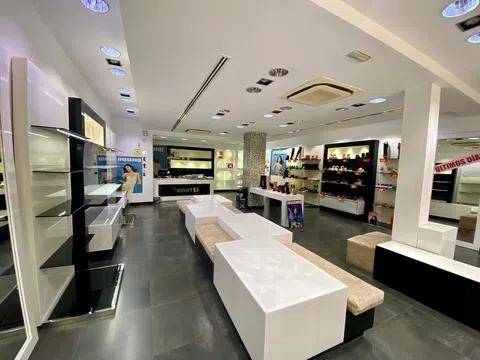 Local comercial en Venta en Calle Cruz en Centro - Plaza Mayor