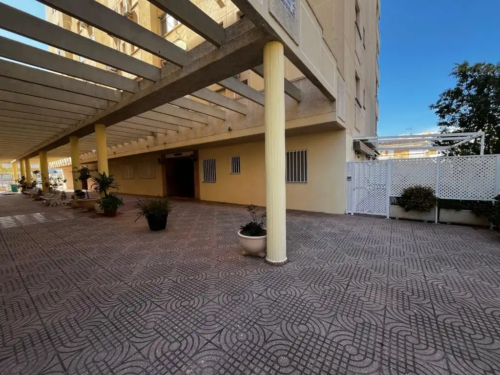 Vista exterior de Piso en venta en Gandia