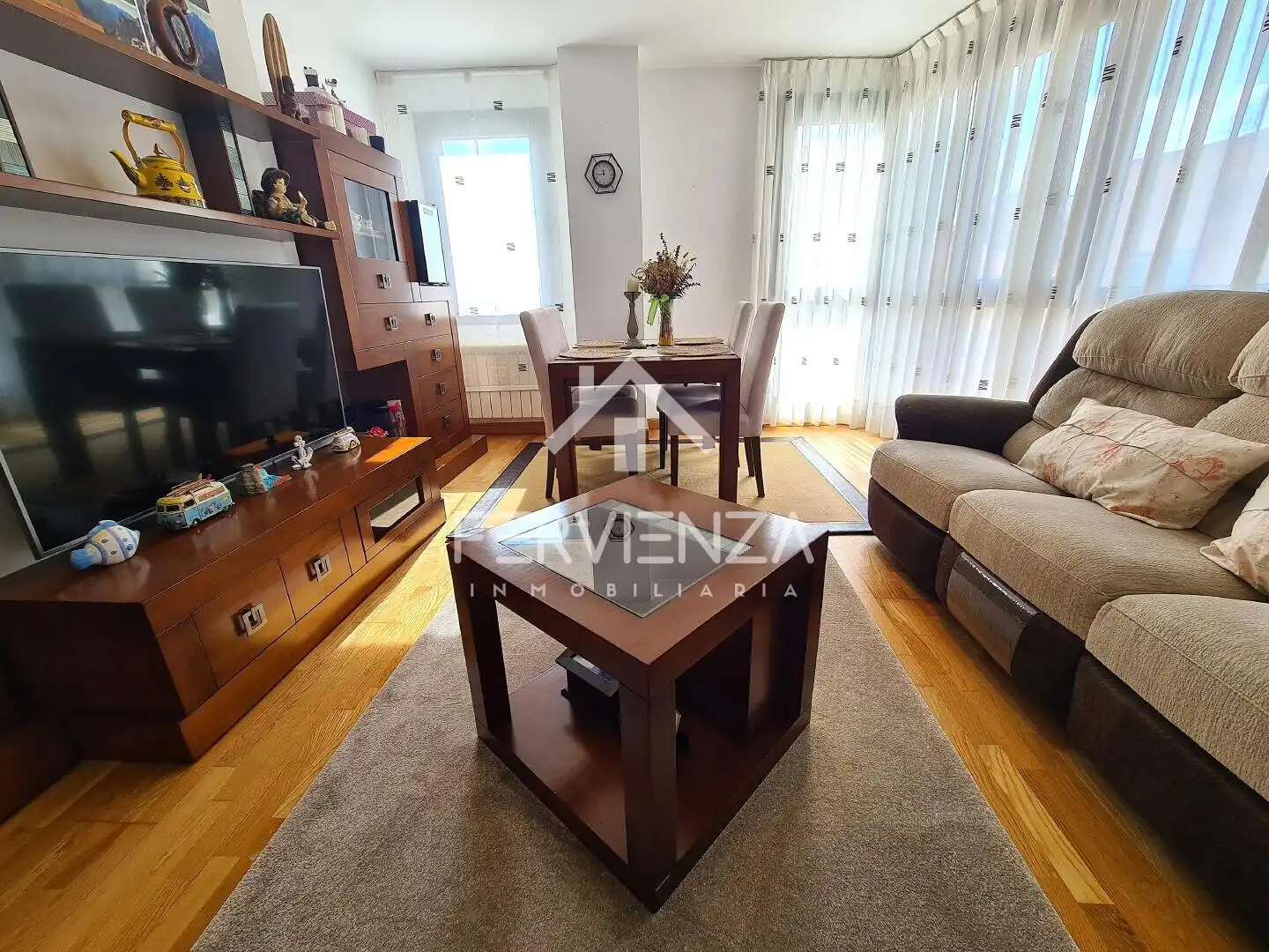 Sala d'estar de Dúplex en venda en Lena