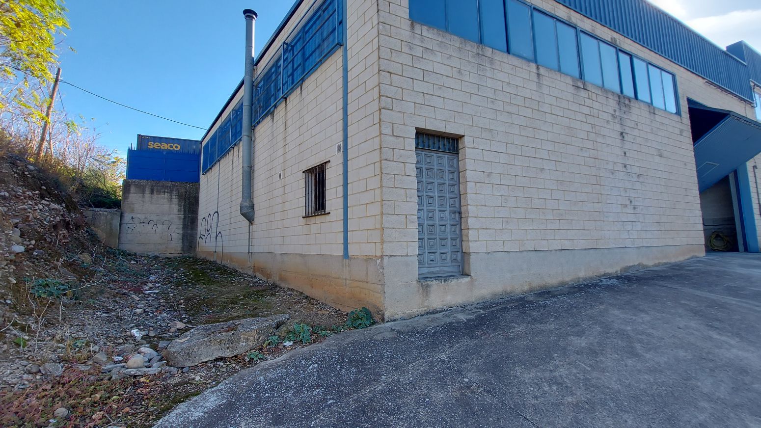 Exterior view of Industrial buildings to rent in  Logroño
