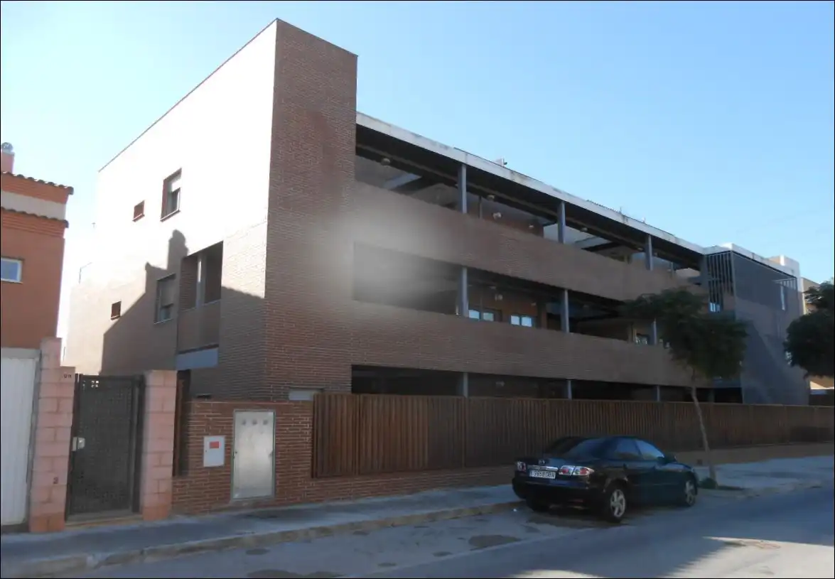 Parking with lift for sale in MATA PARDA