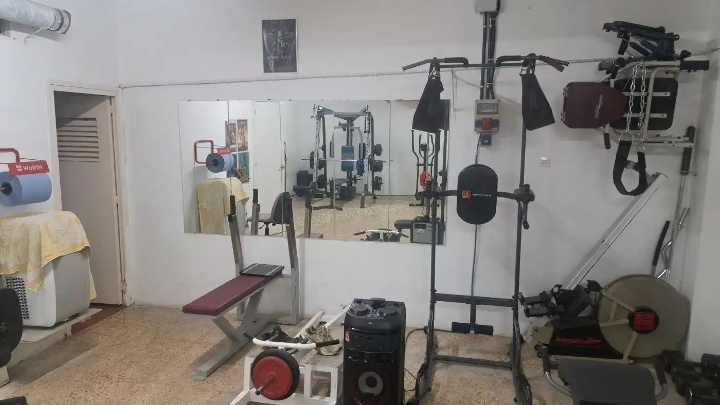 Local comercial en venda a La Gavarra, imagen 4