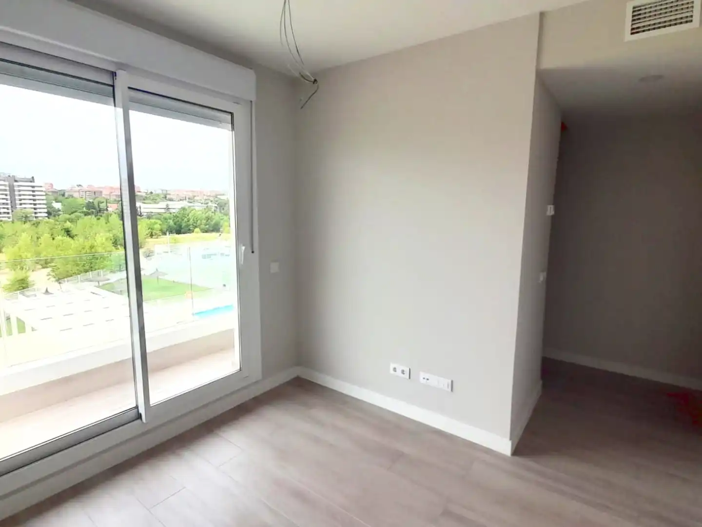 Schlafzimmer von Wohnung zur Miete in Tres Cantos mit Heizung, Terrasse und Abstellraum