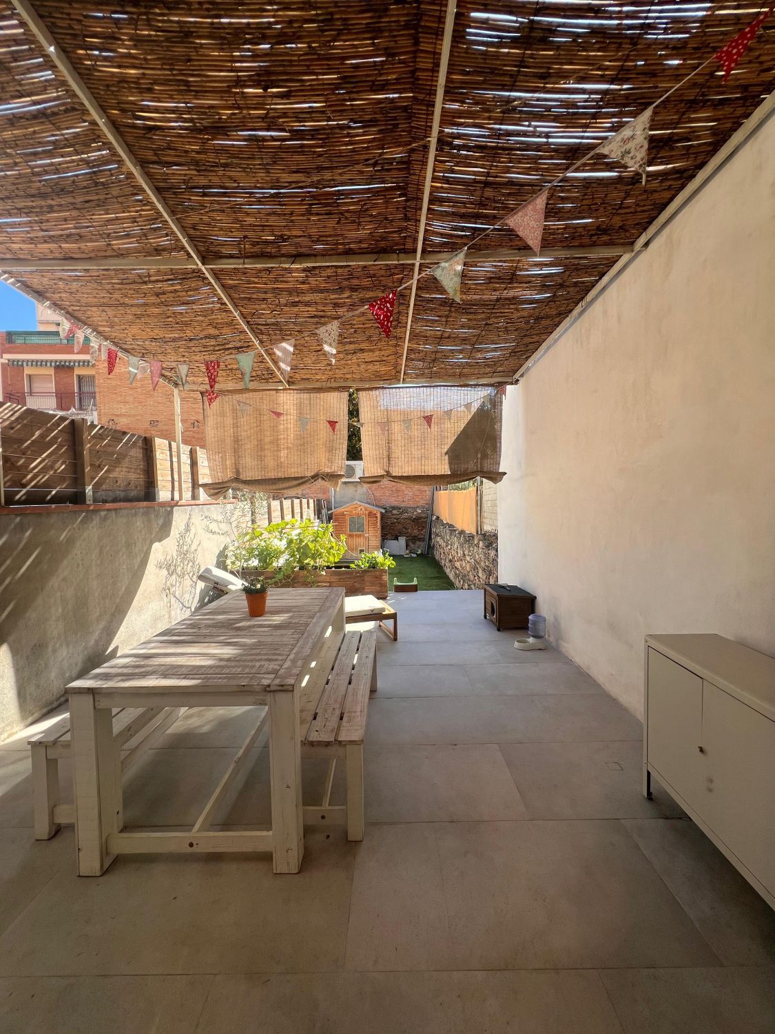 Terrassa de Casa adosada en venda en Sant Boi de Llobregat amb Aire condicionat, Calefacció i Terrassa