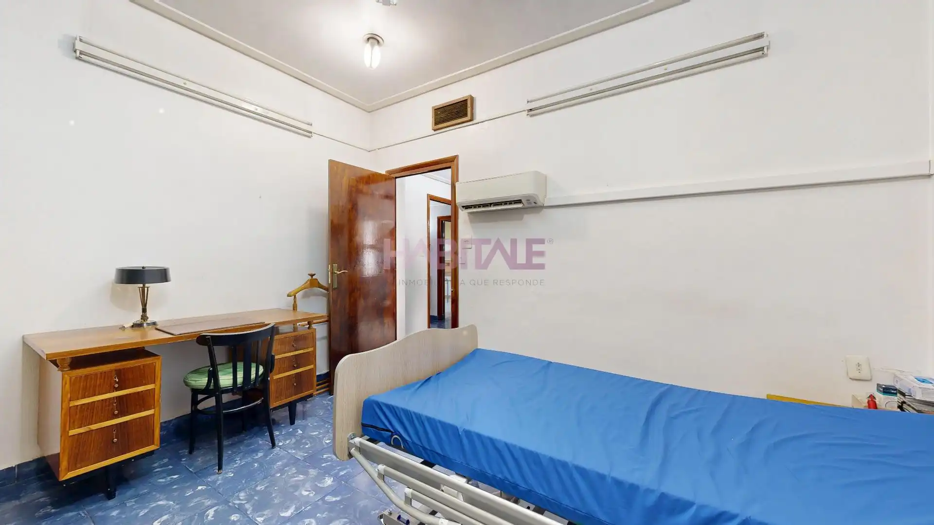 Habitación de Casa o chalet en venta en Torrent con Terraza, Trastero y Piscina