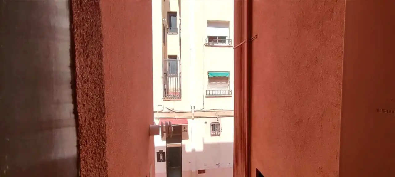 Bedroom of Flat for sale in Barcelona